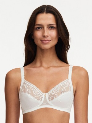 White Chantelle Every Curve Full Coverage Wireless Women Bras | QJI270DE