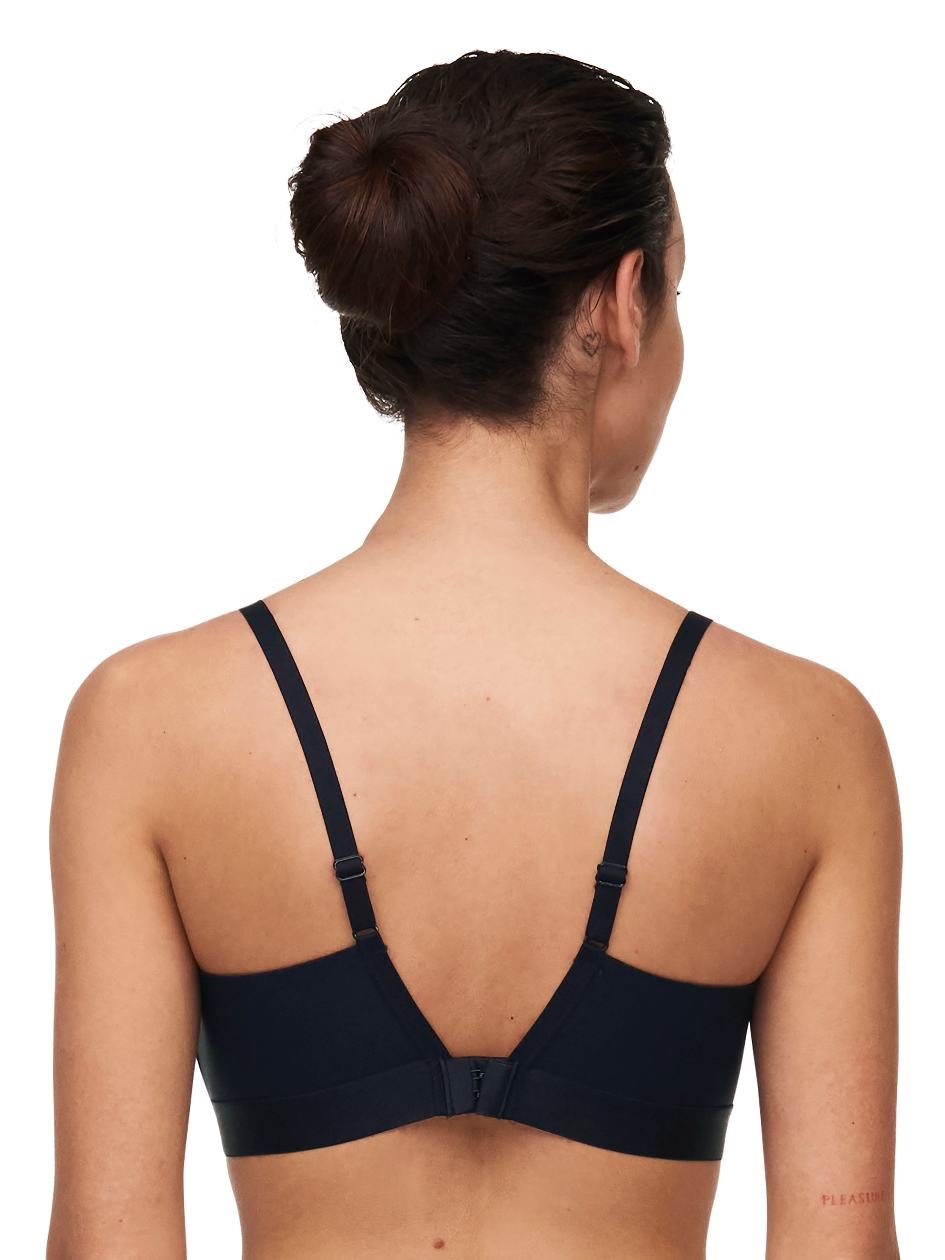 Black Chantelle Bare Essential Lightweight Wireless Women Bras | UAX9687ZU