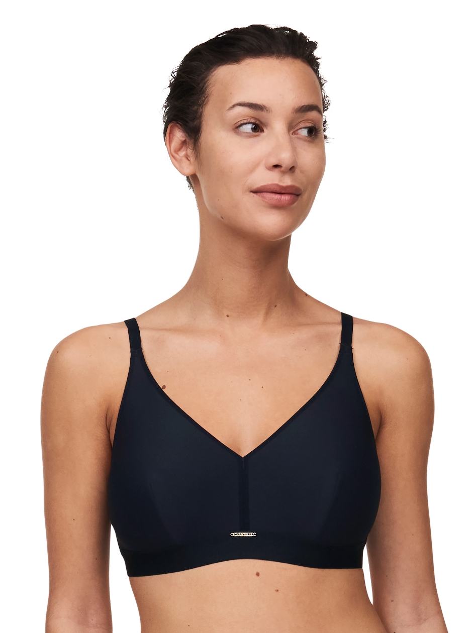 Black Chantelle Bare Essential Lightweight Wireless Women Bras | UAX9687ZU